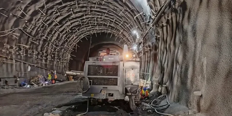 Monitoreo Geotécnico de Excavaciones en Alto Hospicio: Control Real en Terreno Salino